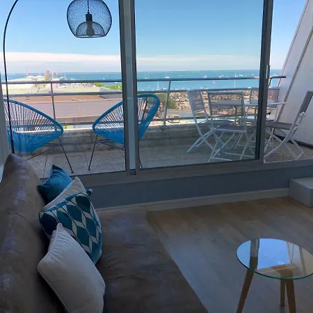 Oyat Apartment